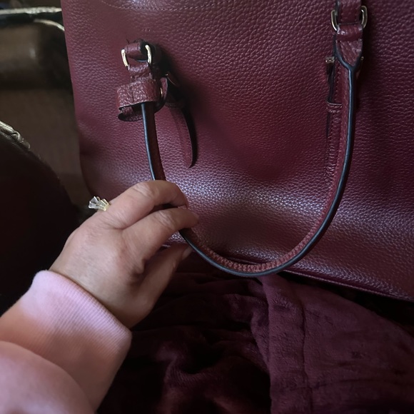 Red Prada - Picture 3 of 7